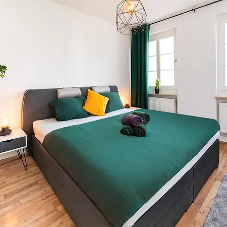Smart - - Perfect For 6 Guests - - Netflix - Schwebebahn - Free Parking Zone
