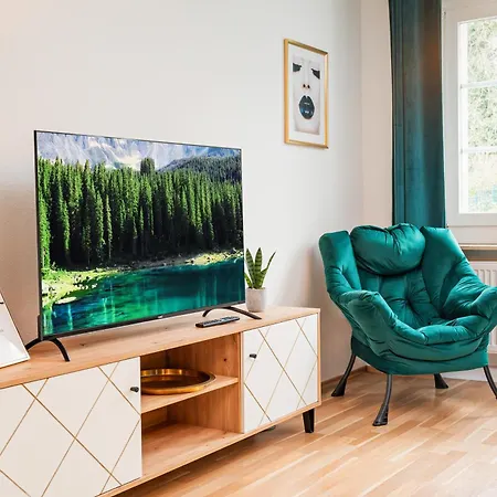 Smart - - Perfect For 6 Guests - - Netflix - Schwebebahn - Free Parking Zone