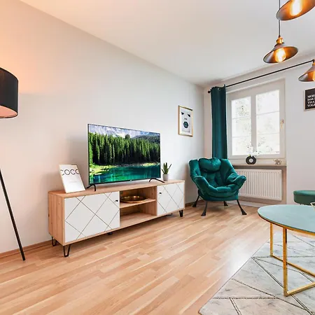 Smart - - Perfect For 6 Guests - - Netflix - Schwebebahn - Free Parking Zone *