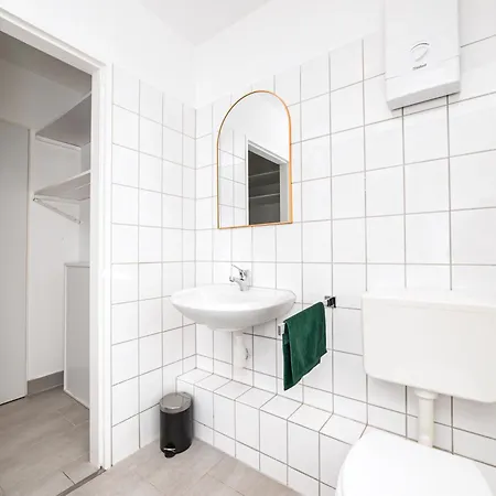 Smart - - Perfect For 6 Guests - - Netflix - Schwebebahn - Free Parking Zone * Wuppertal