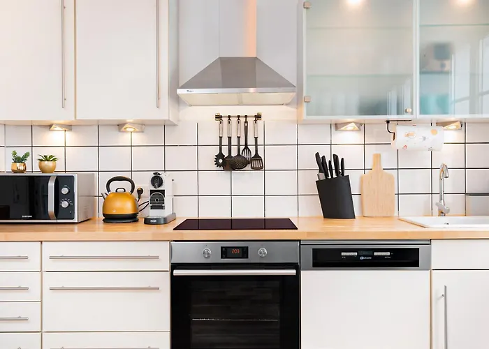 Appartement Smart - - Perfect For 6 Guests - - Netflix - Schwebebahn - Free Parking Zone *