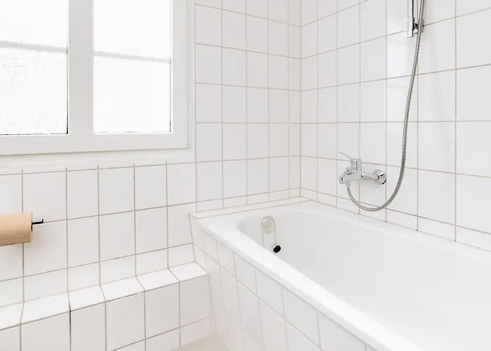 Smart - - Perfect For 6 Guests - - Netflix - Schwebebahn - Free Parking Zone Appartement