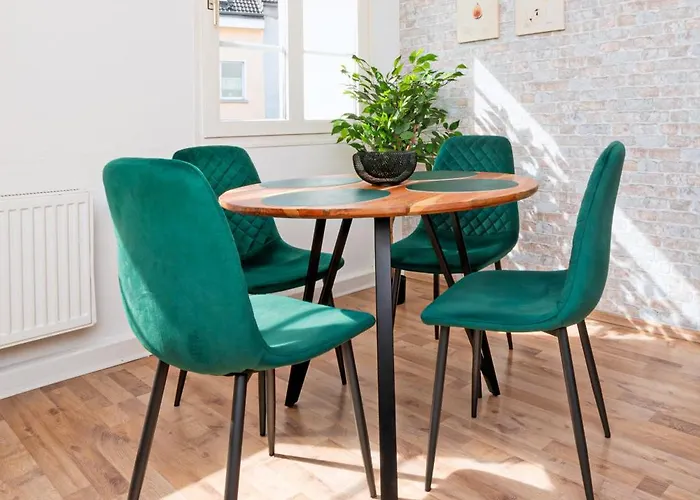 Smart - - Perfect For 6 Guests - - Netflix - Schwebebahn - Free Parking Zone