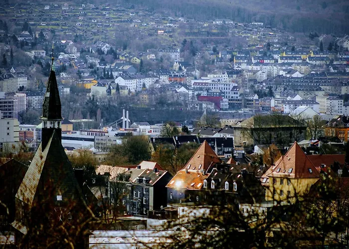 Smart - - Perfect For 6 Guests - - Netflix - Schwebebahn - Free Parking Zone * Wuppertal